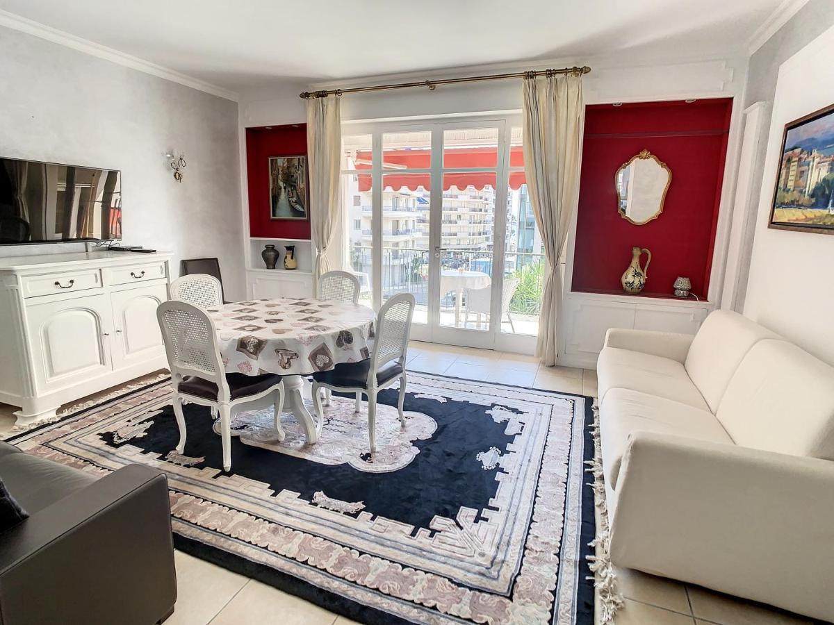 Centre : Rond Point Duboys D'angers * Cannes